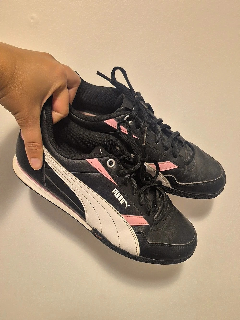 PUMA Bella Donna L Black Pink White Sneakers - Size 7